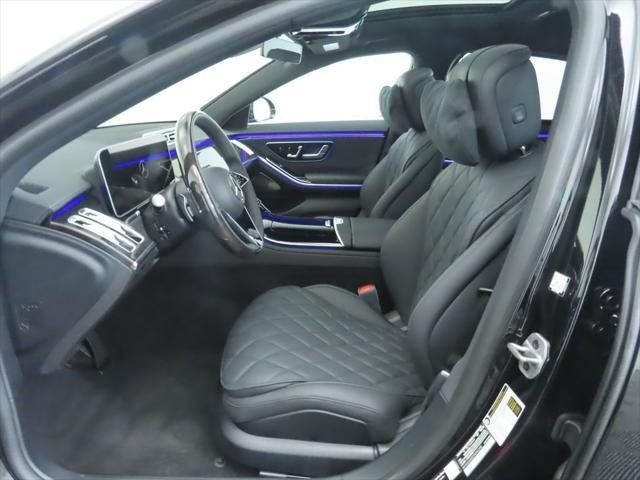 New 2026 Obsidian Black Metallic Mercedes-Benz S 580e image 21