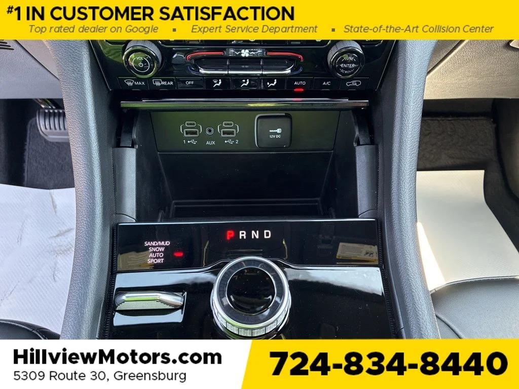Used 2024 Bright White Clearcoat Jeep Limited image 33