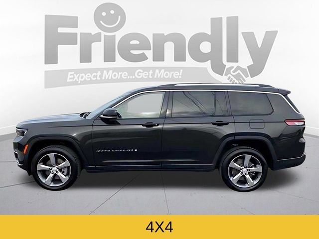 Used 2022 Gray Jeep Limited image 8