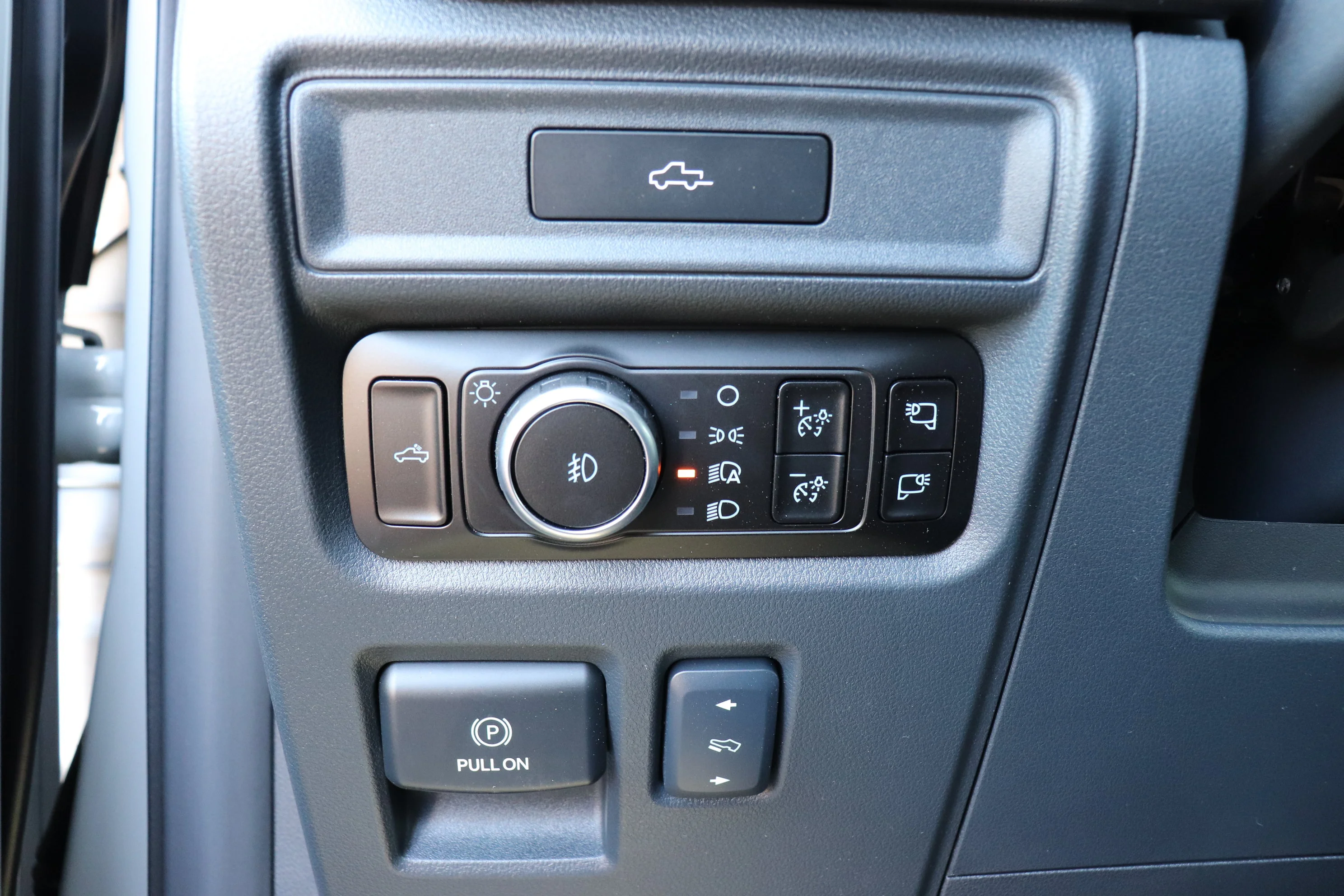 New 2026 AVALANCHE Ford Tremor image 10