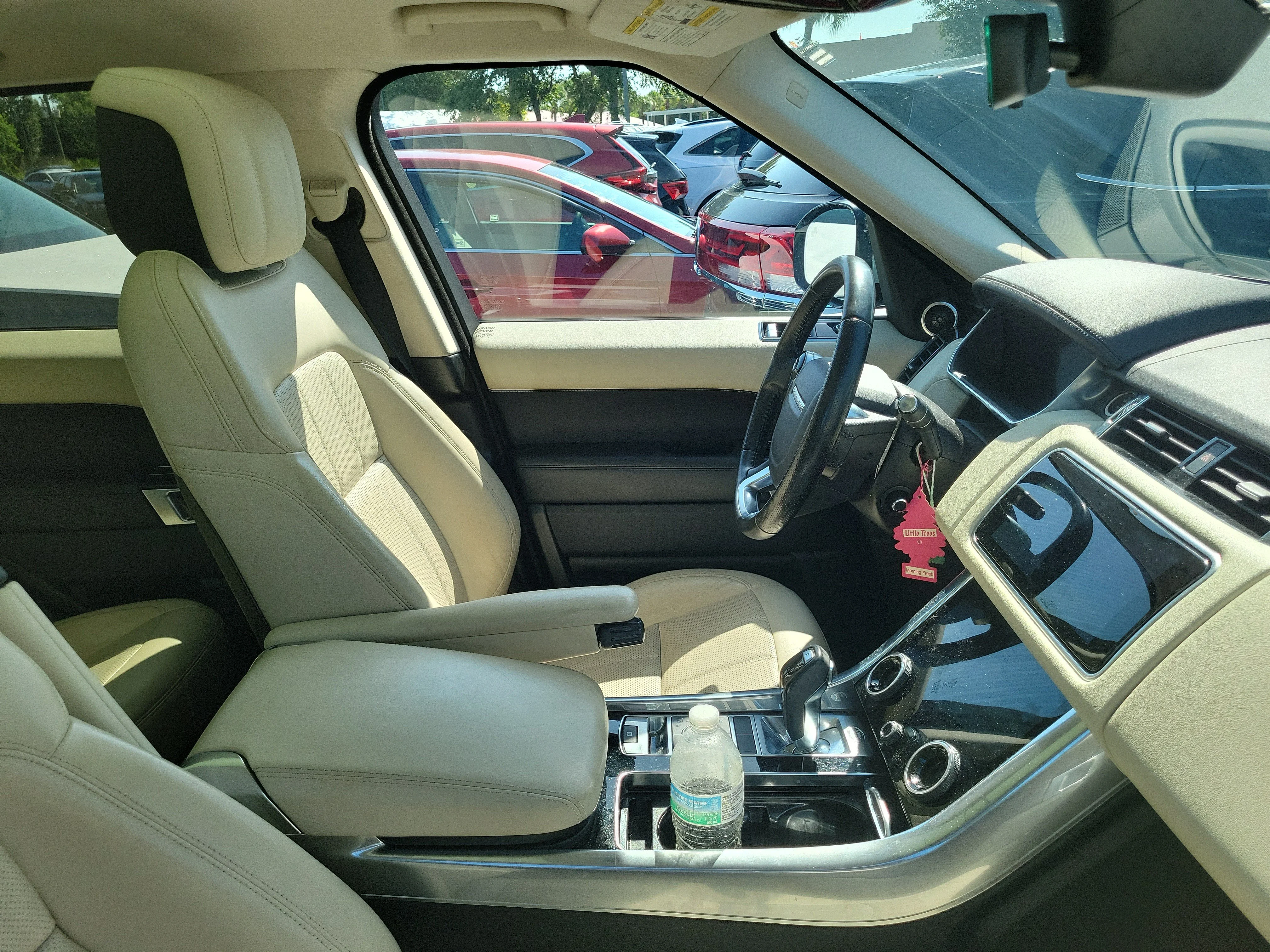 Used 2020 White Land Rover HSE image 2