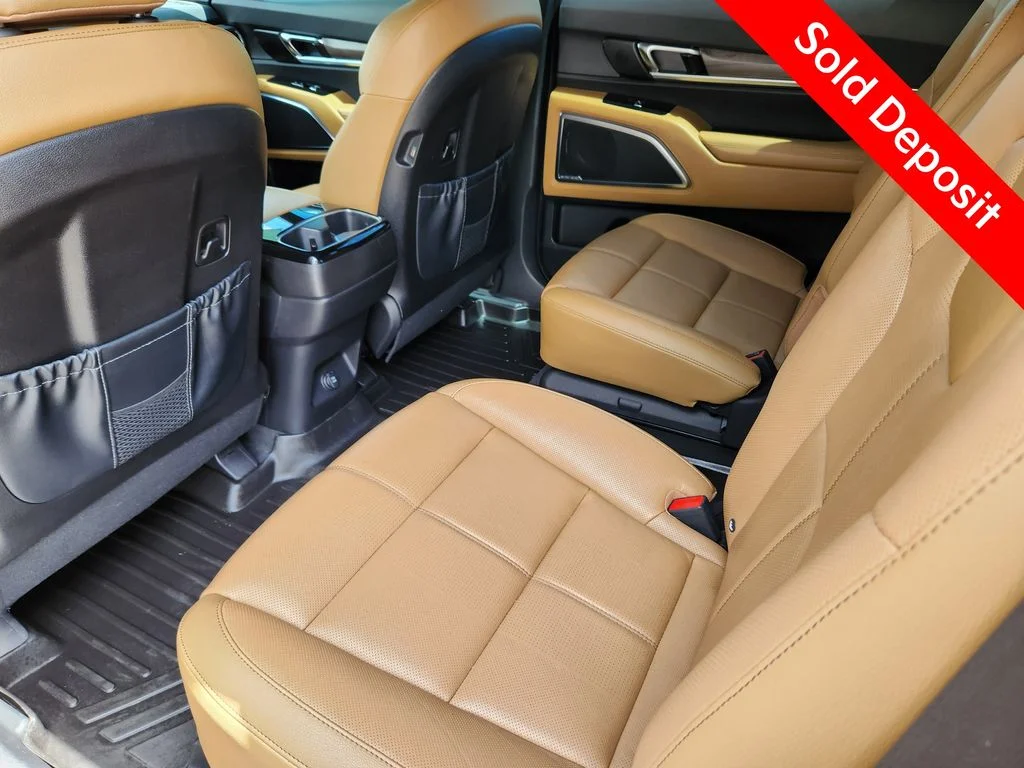 Certified Used 2022 Green Kia SX image 16