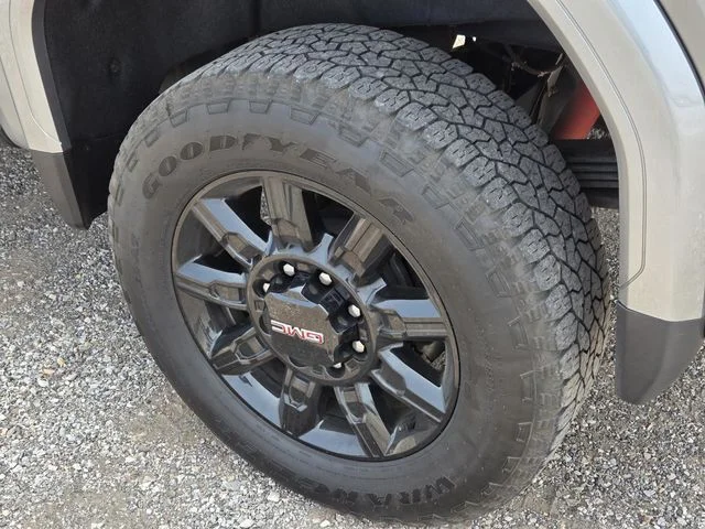 Used 2024 Silver GMC AT4 image 8