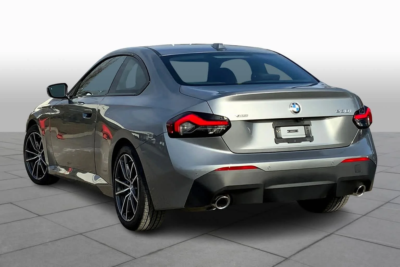 Used 2025 Skyscraper Grey Metallic BMW 230i xDrive image 12