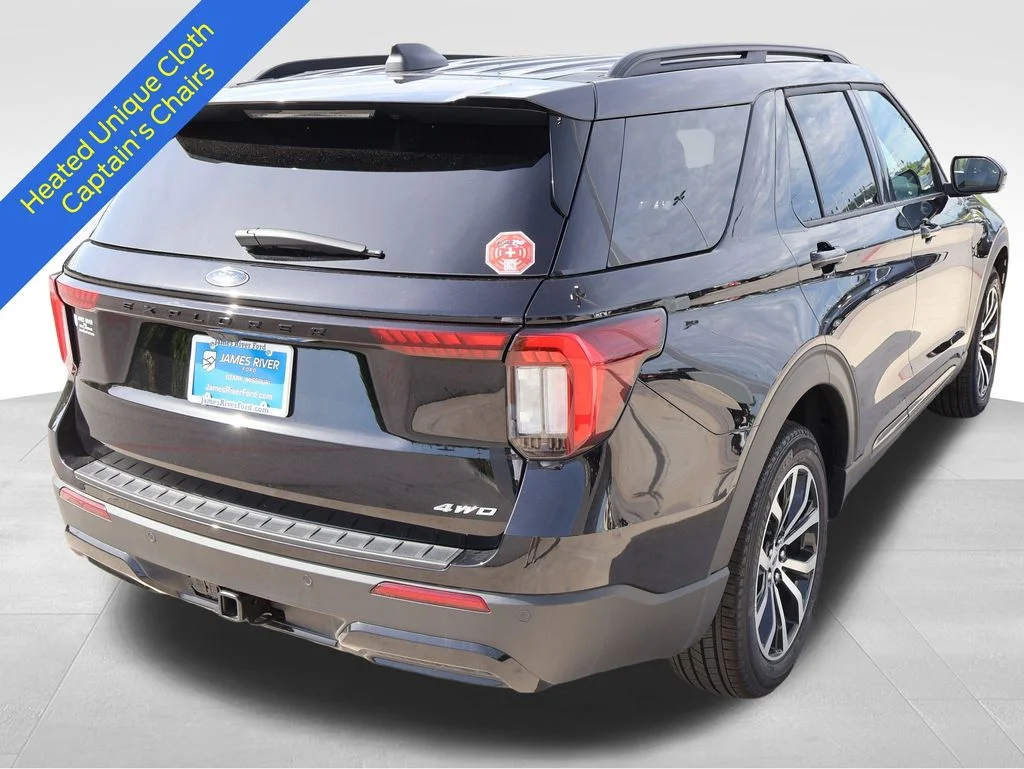 New 2026 Agate Black Metallic Ford ST-Line image 6