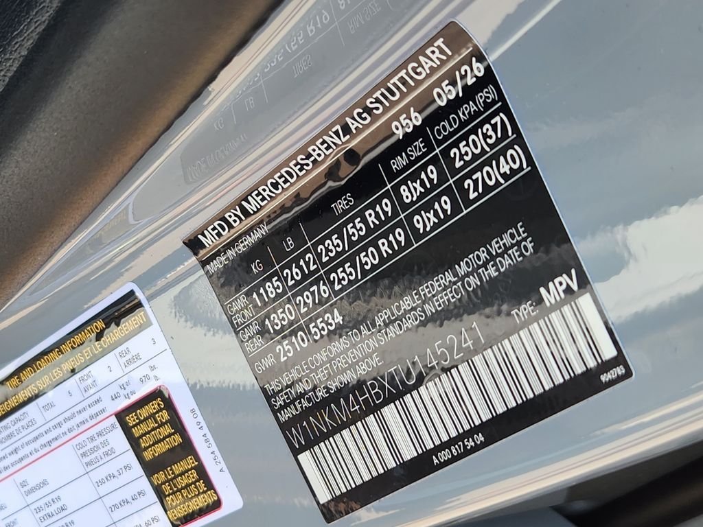 New 2026 MANUFAKTUR Alpine Grey Mercedes-Benz GLC 300 4MATIC® image 11