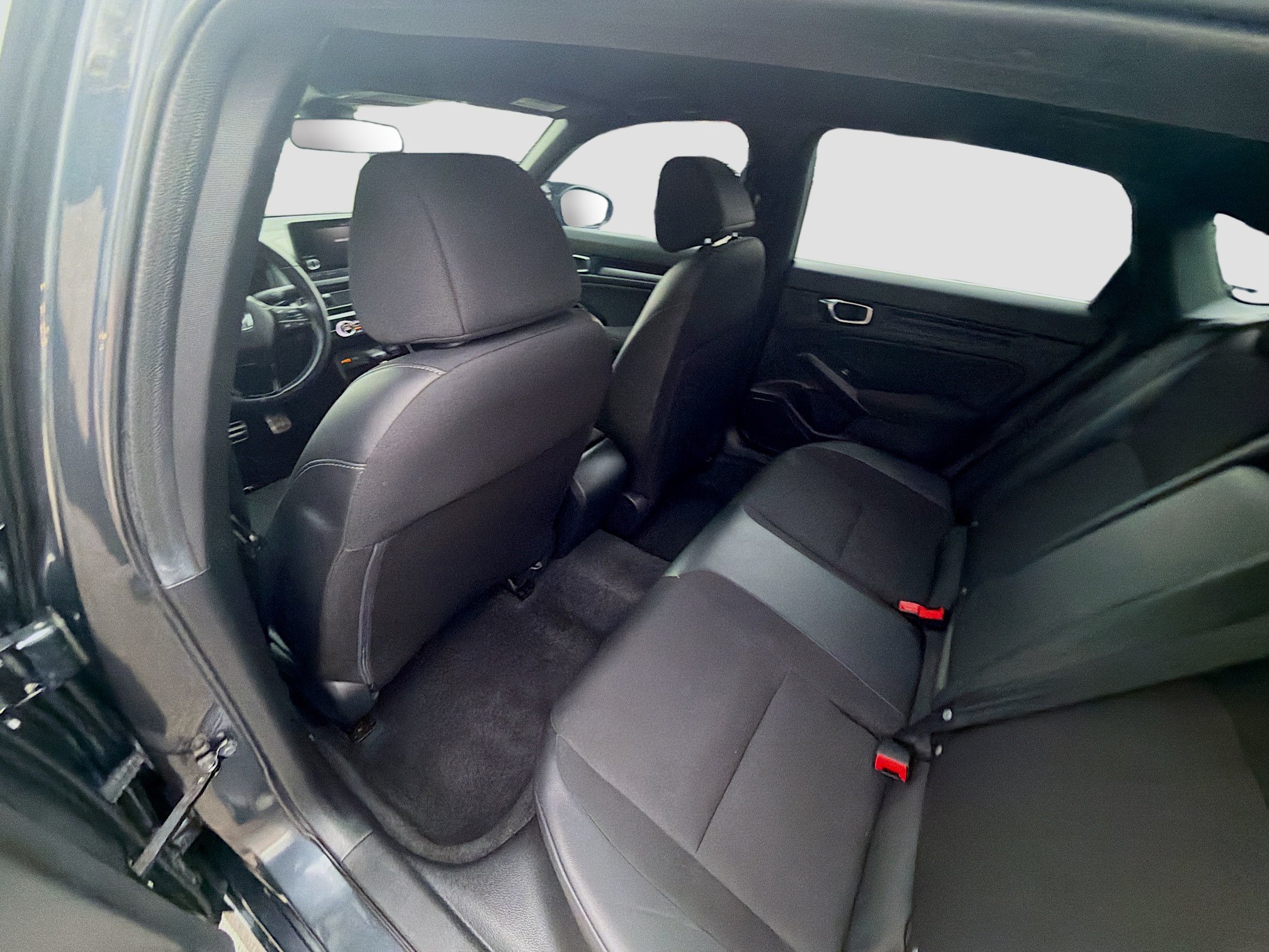 2025 Honda Civic Sport - Photo 23
