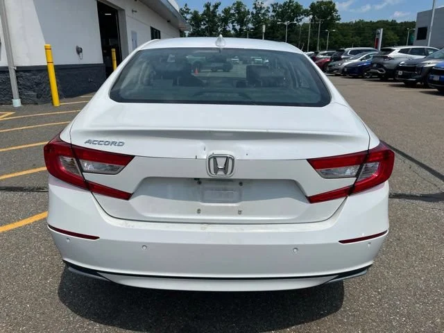 Used 2021 Platinum White Pearl Honda EX-L image 4