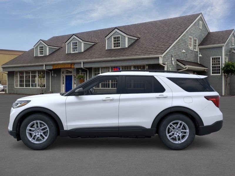 Used 2026 Star White Metallic Tri-Coat Ford Active image 3