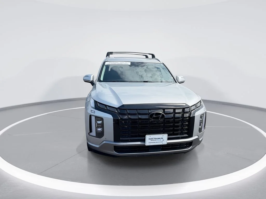 Used 2024 Silver Hyundai SEL image 3