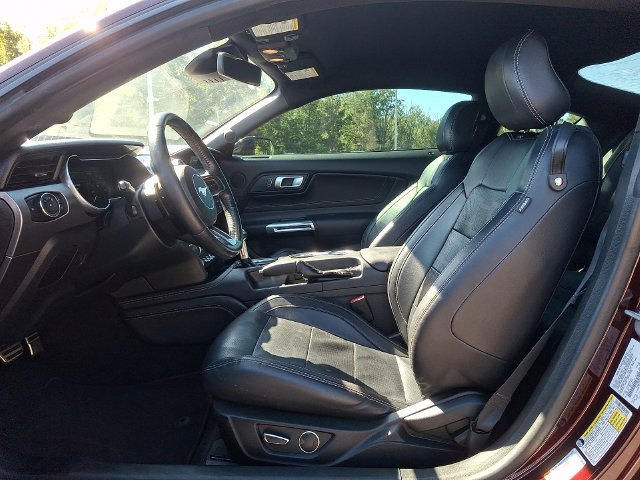 Used 2018 Red Ford GT Premium image 13