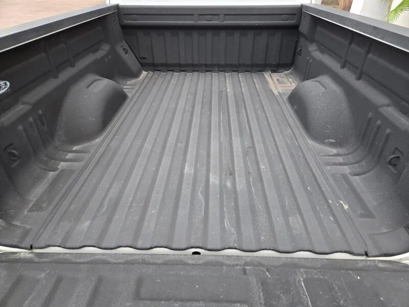 Used 2016 Summit White GMC 2WD image 10