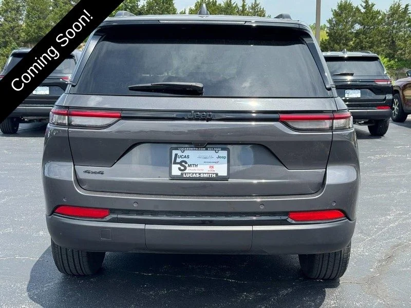 Certified Used 2024 Gray Jeep Altitude X image 5