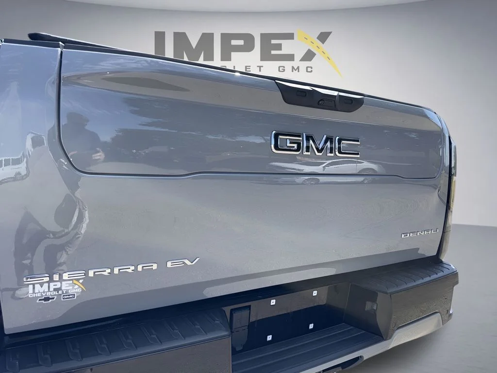 Used 2025 Gray GMC Denali image 32