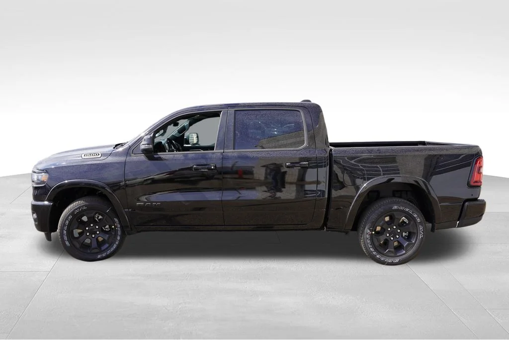 New 2026 Diamond Black Crystal Pearlcoat Ram Big Horn image 6