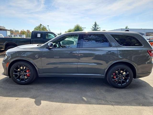 New 2026 Destroyer Gray Clear-Coat Exterior Paint Dodge SRT Hellcat Jailbreak image 4