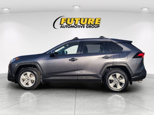 Used 2021 Gray Toyota XLE image 6