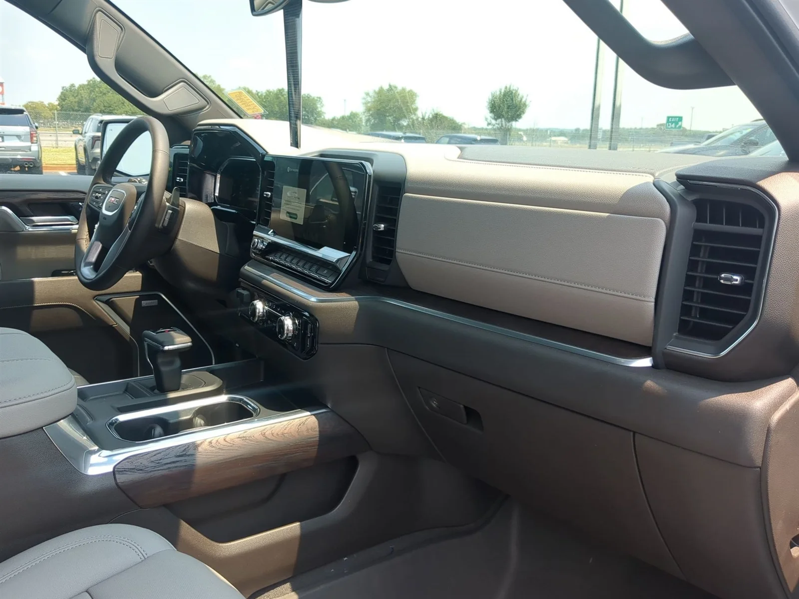 New 2026 Summit White GMC SLT image 54