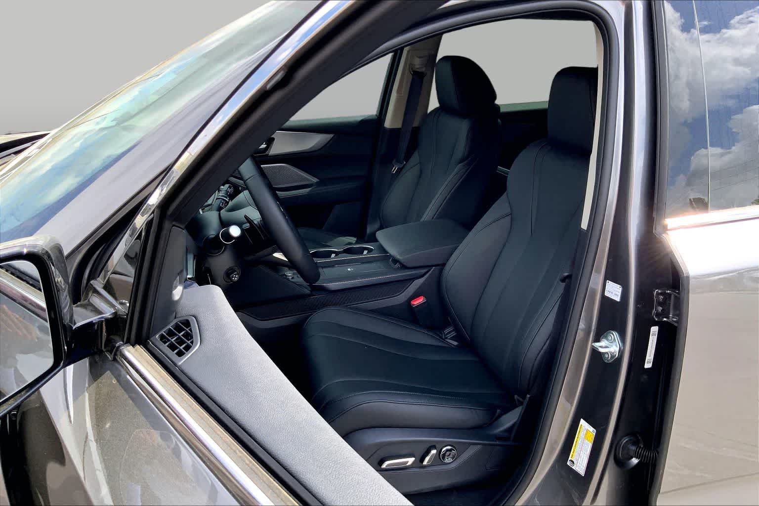 New 2026 Liquid Carbon Metallic Acura  image 18