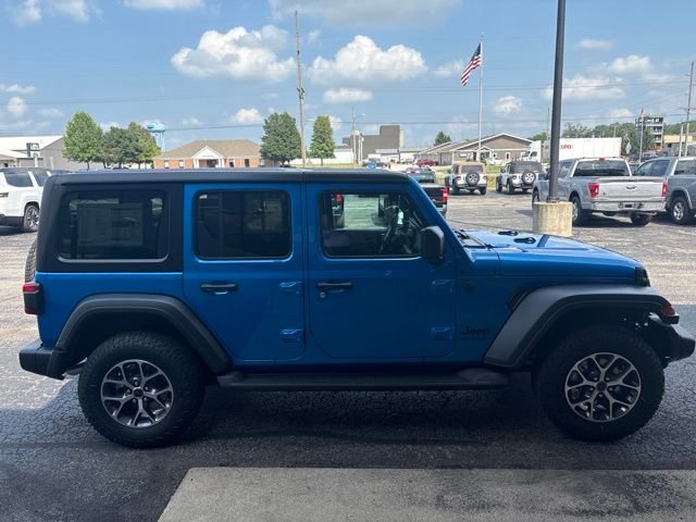 New 2026 Hydro Blue Pearl-Coat Exterior Paint Jeep Sport S image 9