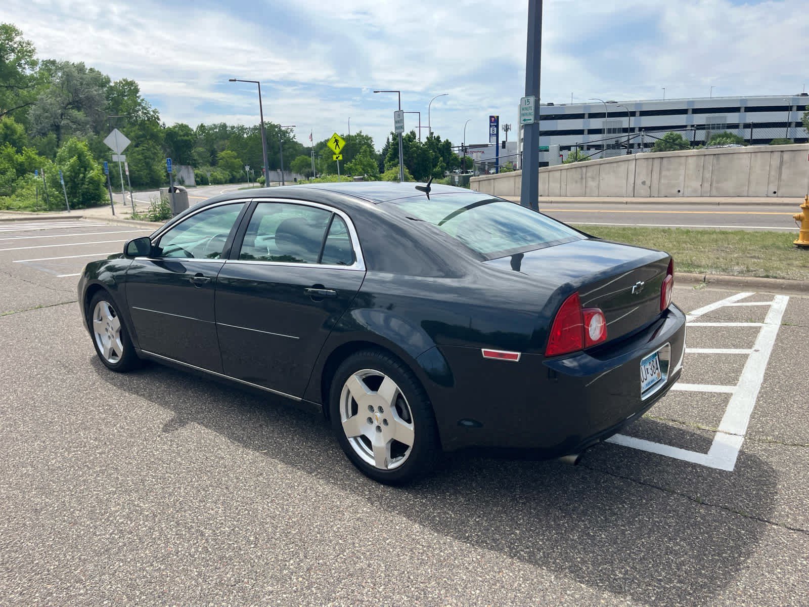 Used 2010 Black Granite Metallic Chevrolet LT w/2LT image 4