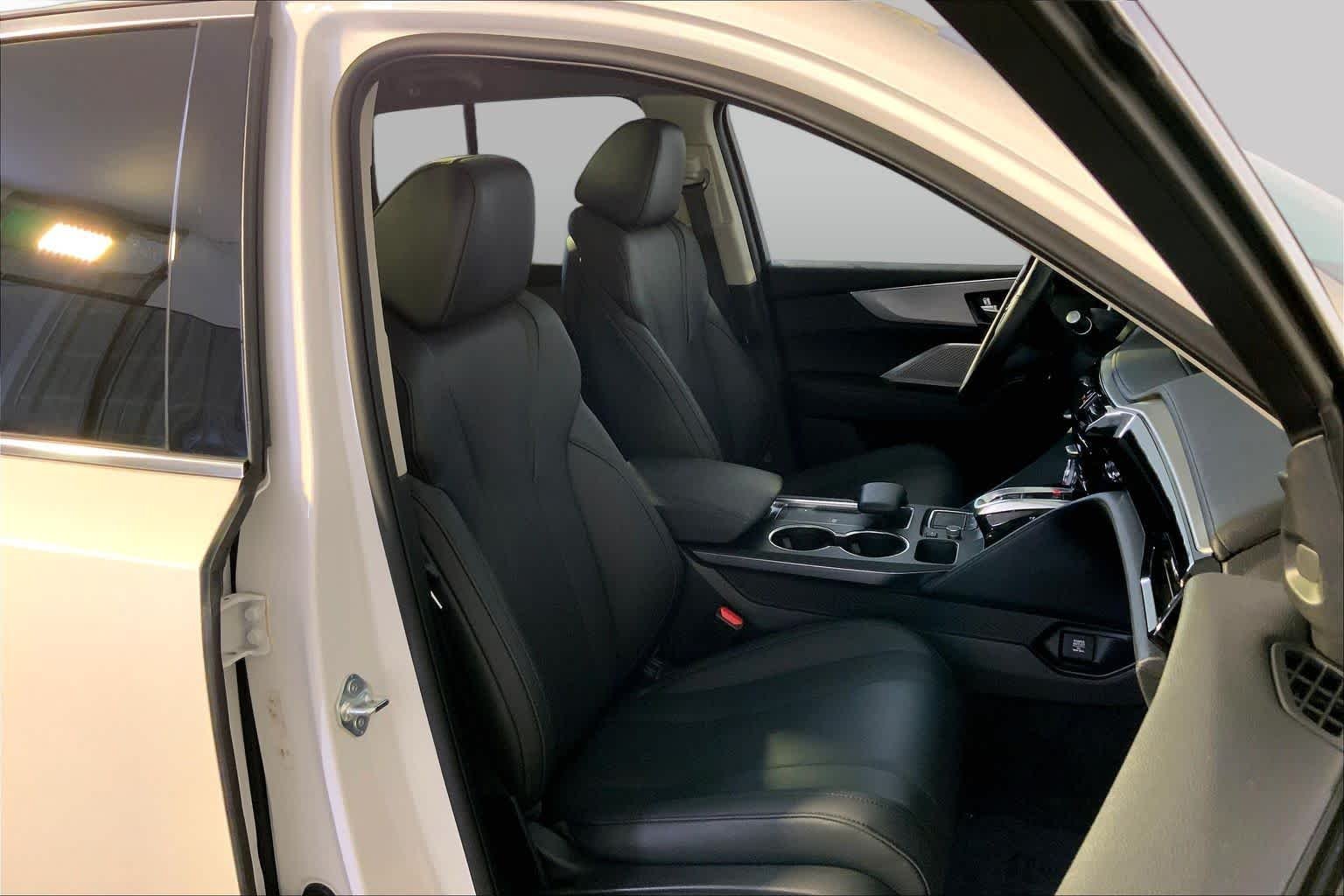 Certified Used 2024 Platinum White Pearl Acura BASE image 8