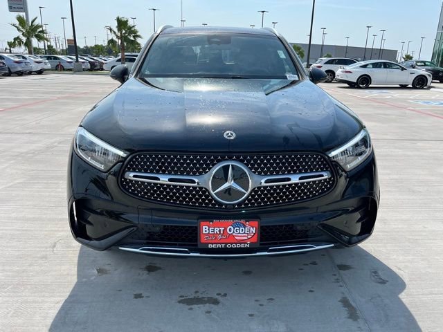 New 2026 Black Mercedes-Benz GLC 300 image 30