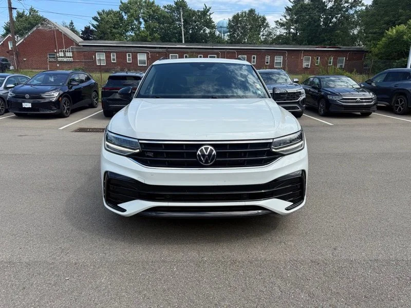 Used 2023 White Volkswagen 2.0T SE R-Line Black image 13