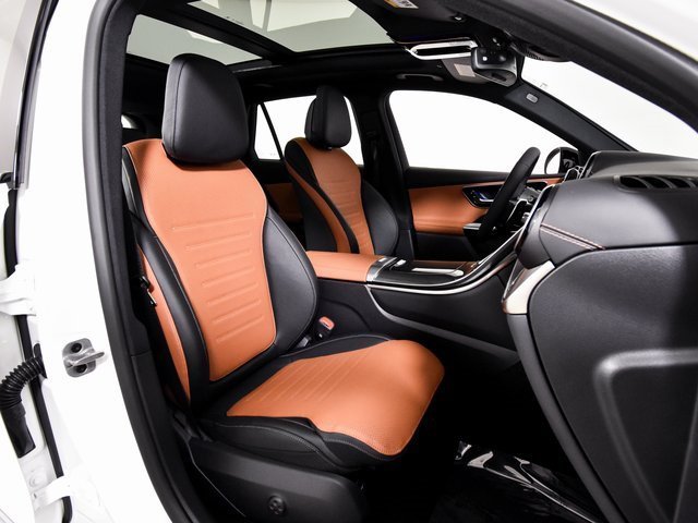 New 2026 Polar White Mercedes-Benz GLC 43 AMG® image 93