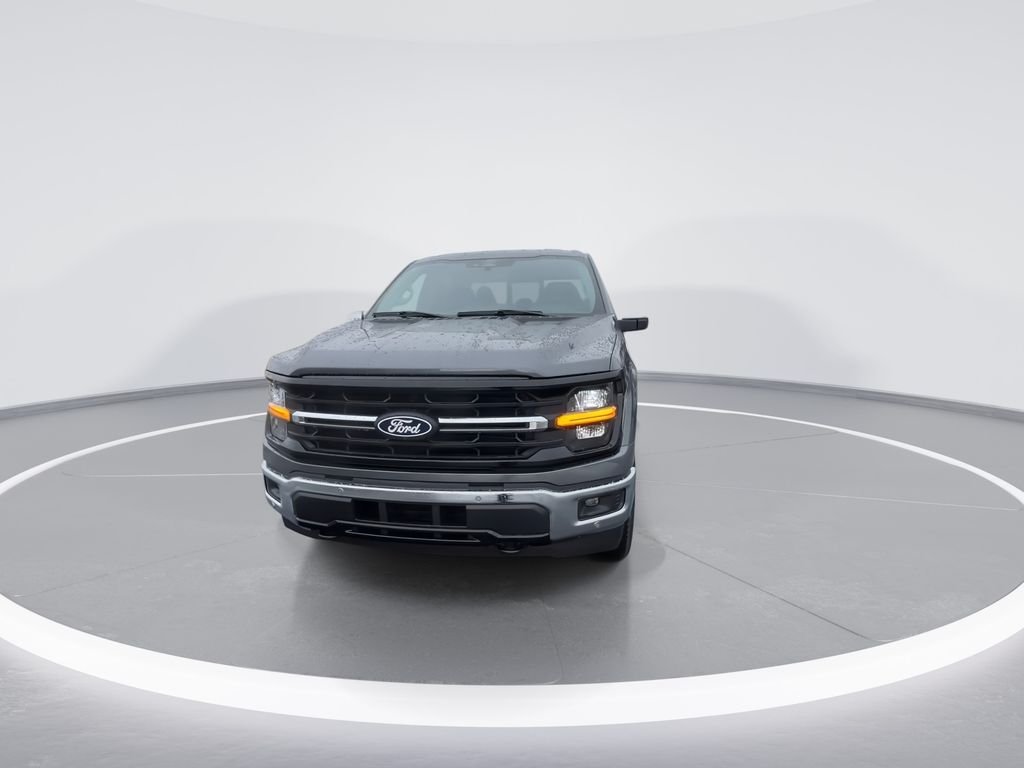 New 2026 Carbonized Gray Metallic Ford XLT image 3