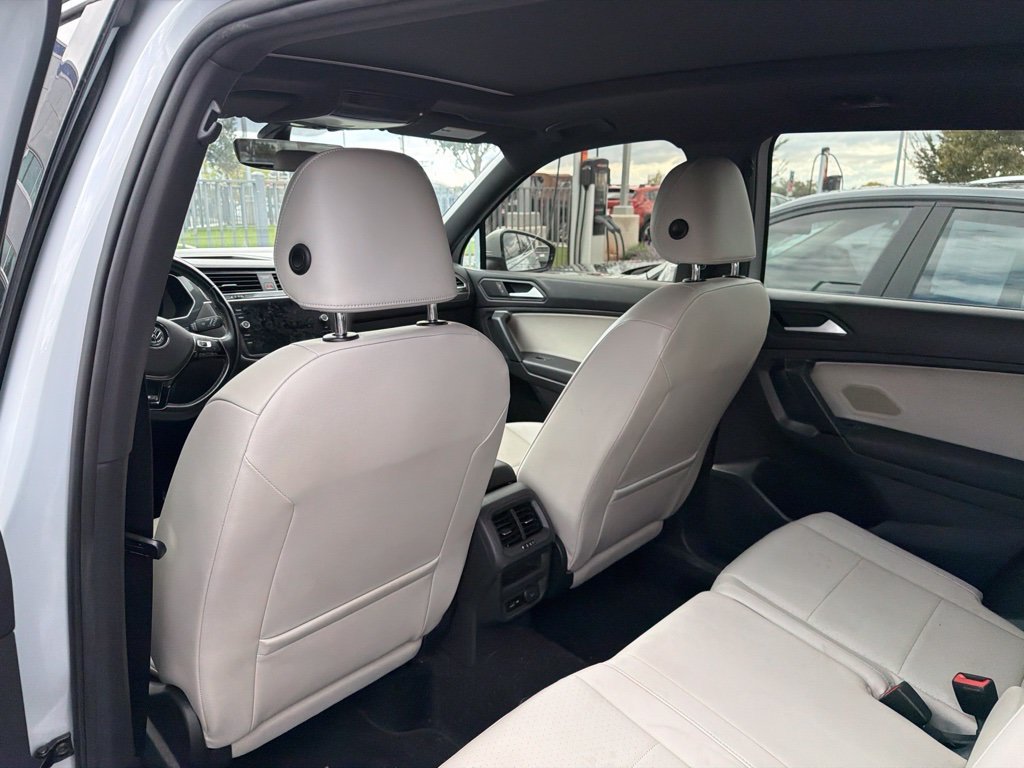 Used 2019 Green Volkswagen 2.0T SEL R-Line image 8