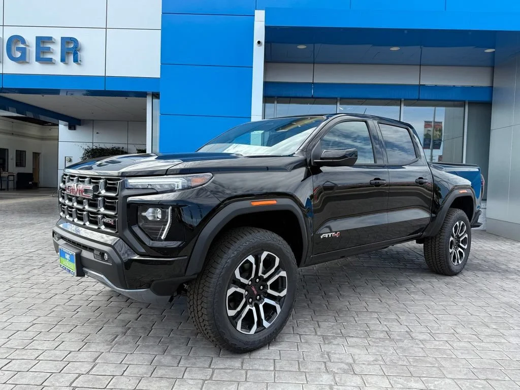 New 2026 Onyx Black GMC AT4 image 4