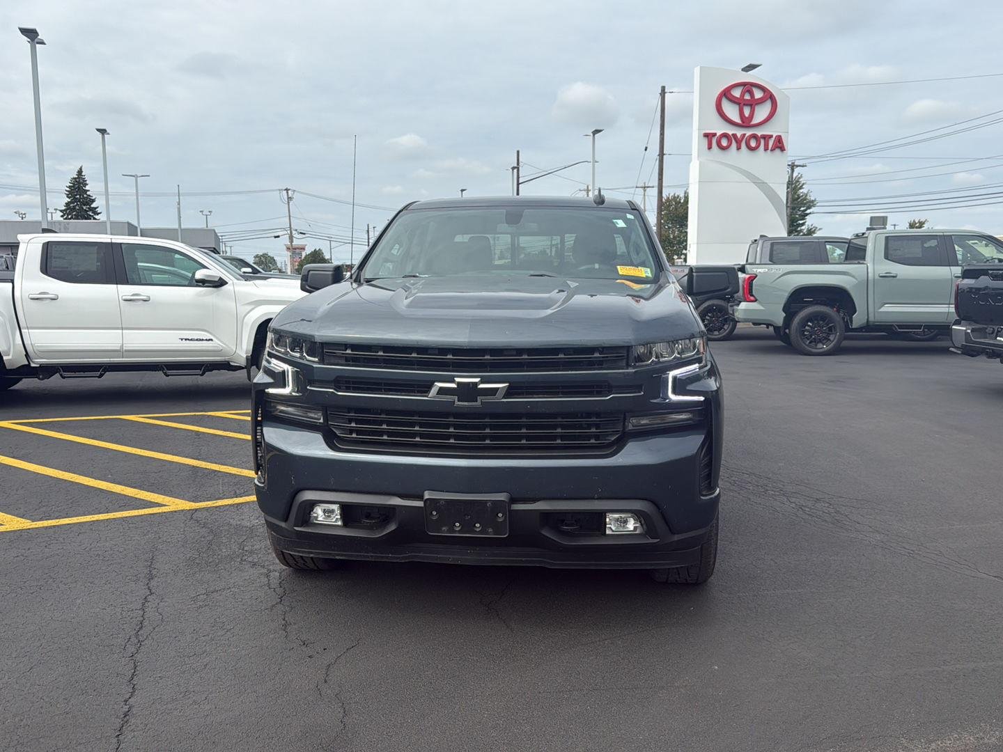 Used 2021 Shadow Gray Metallic Chevrolet RST image 8