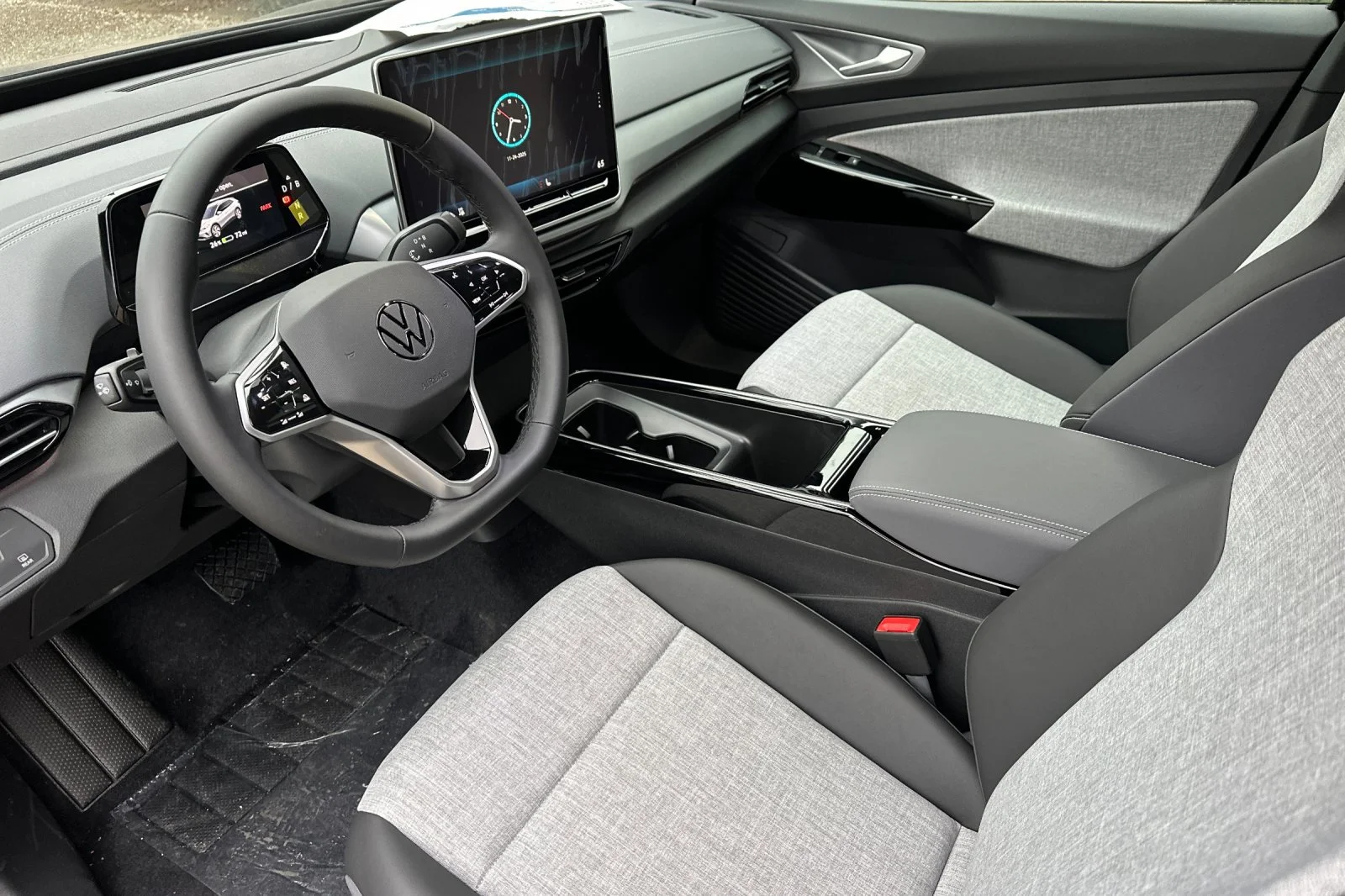 2025 Volkswagen ID.4 PRO - Photo 10