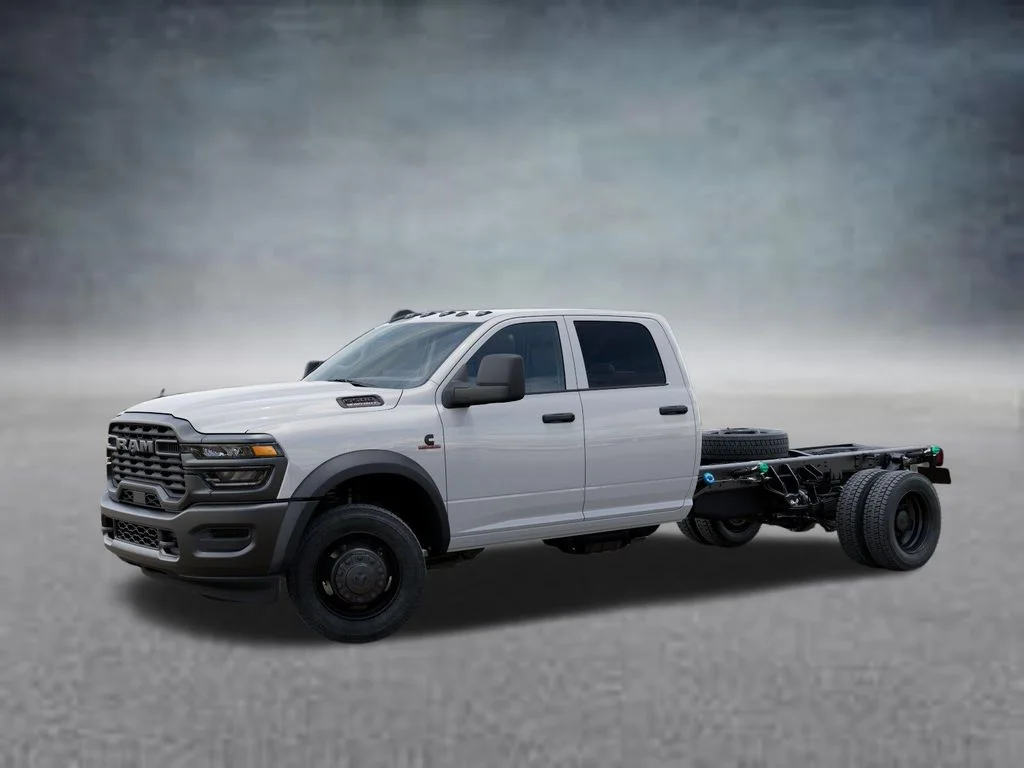 New 2026 Bright White Clear-Coat Exterior Paint RAM Tradesman image 2