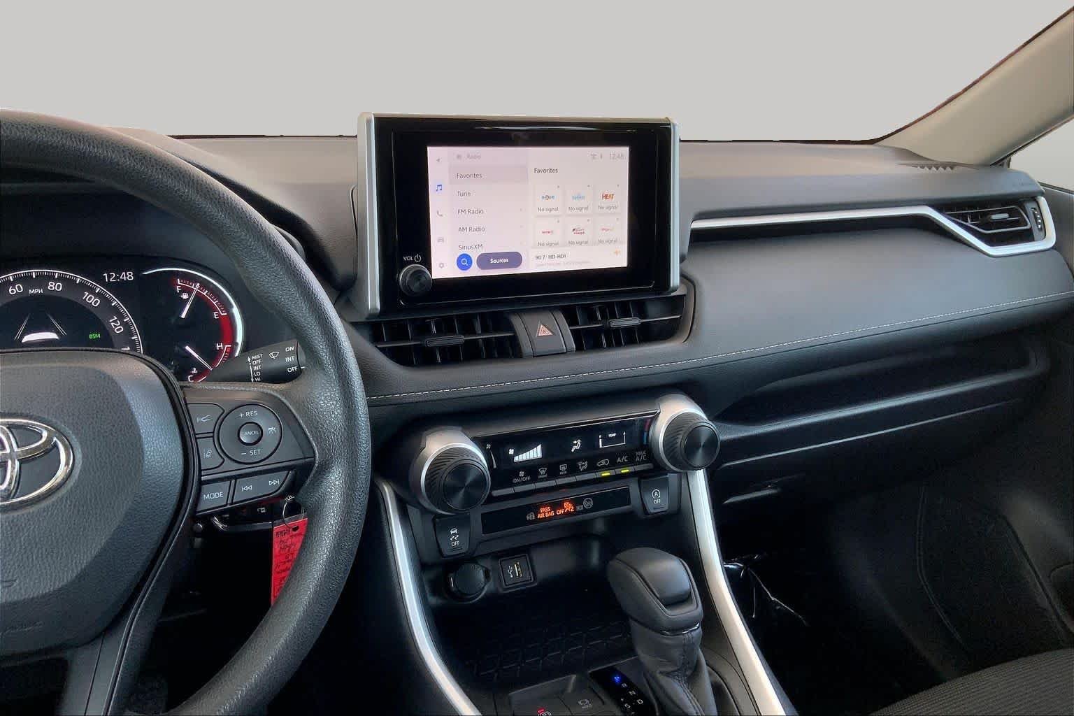 Used 2025 Ice Cap Toyota LE image 7