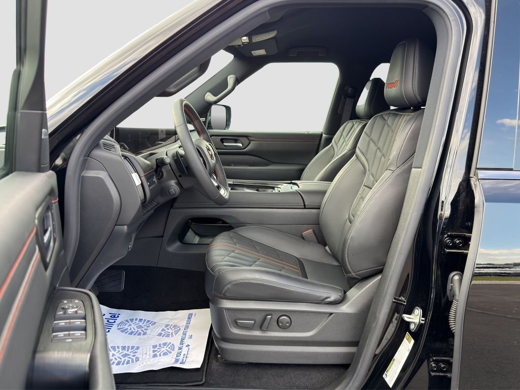 Used 2026 Black Nissan PRO-4X image 9