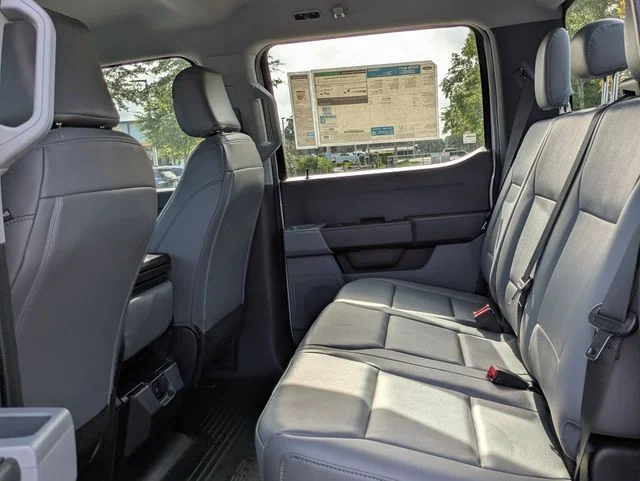 New 2026 Oxford White Ford F-450® XL image 14