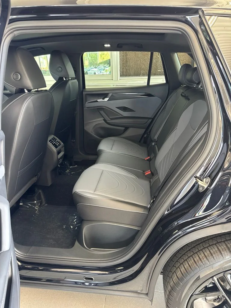 New 2026 Black Volkswagen 2.0T SE R-Line Black image 9