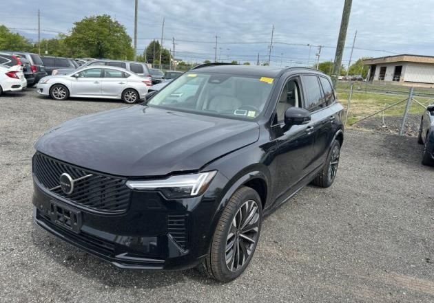 2026 Volvo XC90 B6 Ultra Dark 7-Seater 4WD's photo