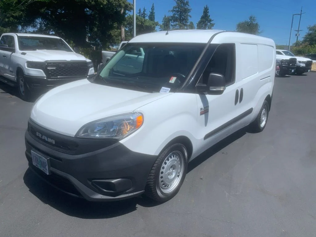 Used 2021 Bright White Ram Tradesman image 1