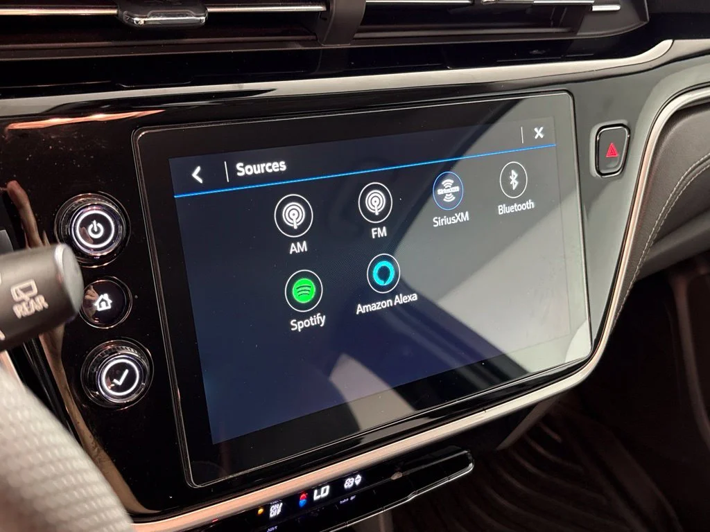 Used 2023 Silver Chevrolet LT image 39