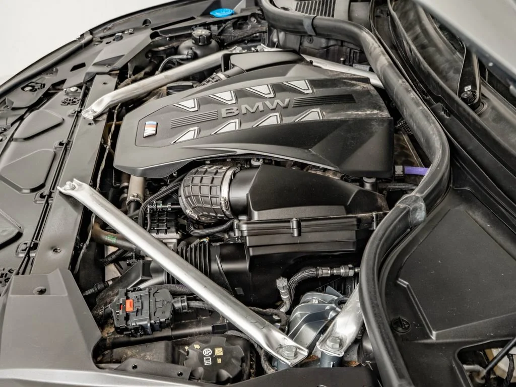 Used 2024 Skyscraper Gray Metallic BMW M60i image 48