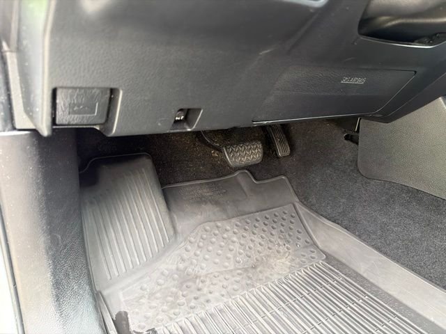 Used 2023 White Toyota SR image 25