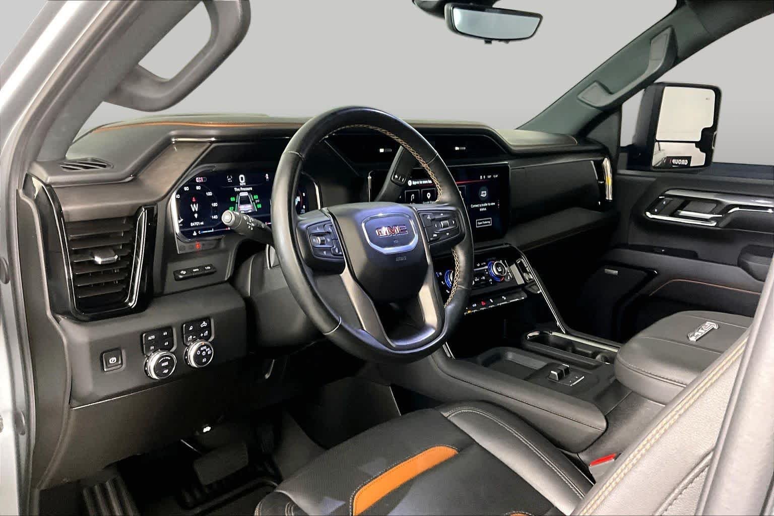 Used 2024 Sterling Metallic GMC AT4 image 17