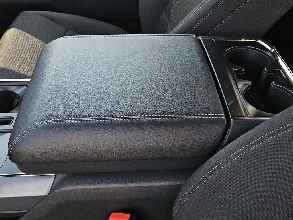 New 2026 Carbonized Gray Metallic Ford XLT image 35
