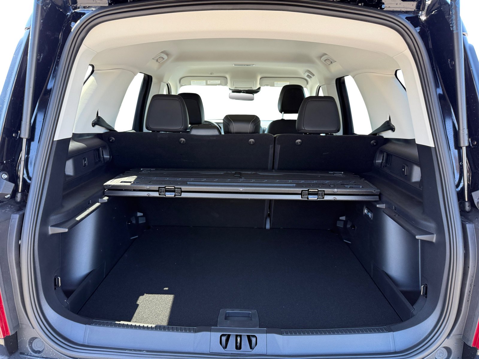 New 2026 Shadow Black Ford Outer Banks® image 17