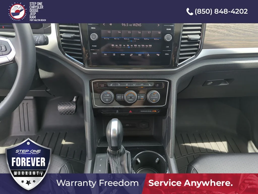 Used 2023 Black Volkswagen 3.6L V6 SE w/Technology image 24