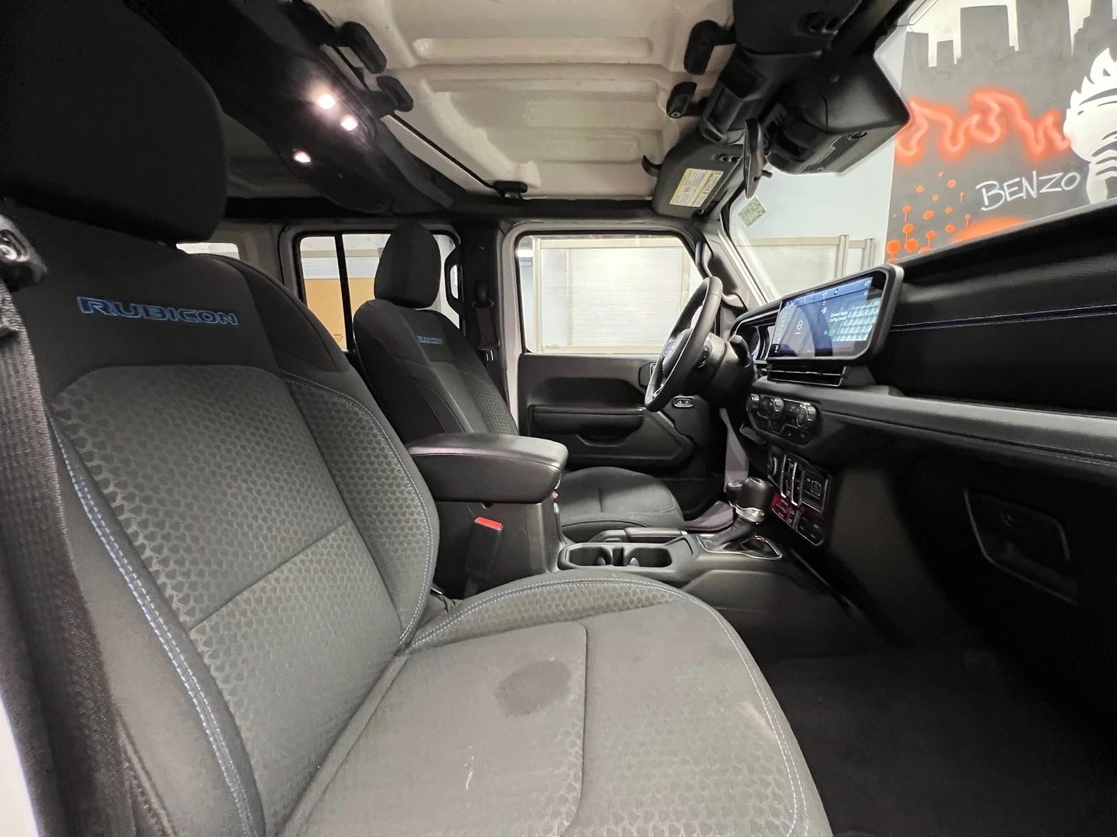 Used 2024 Bright White Clear Coat (pw7) Jeep Rubicon 4xe image 20