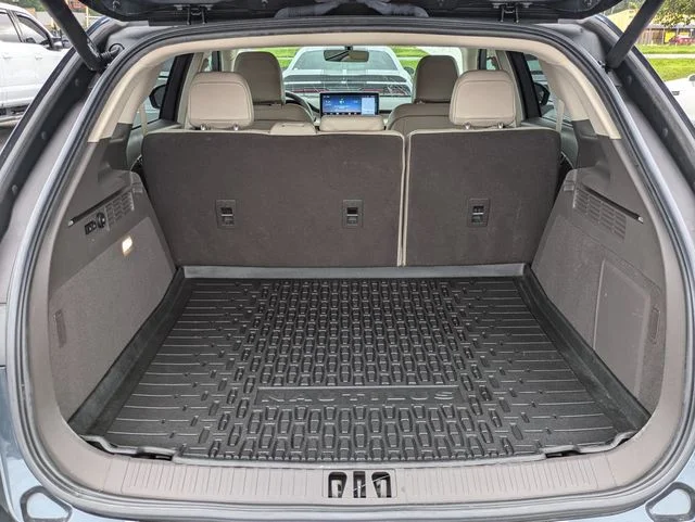 Used 2022 Blue Lincoln Standard image 13